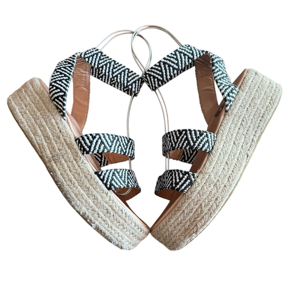 Liliana Black & White Chevron Woven Strap Platform Espadrille Sandals Size 8 - Picture 2 of 9